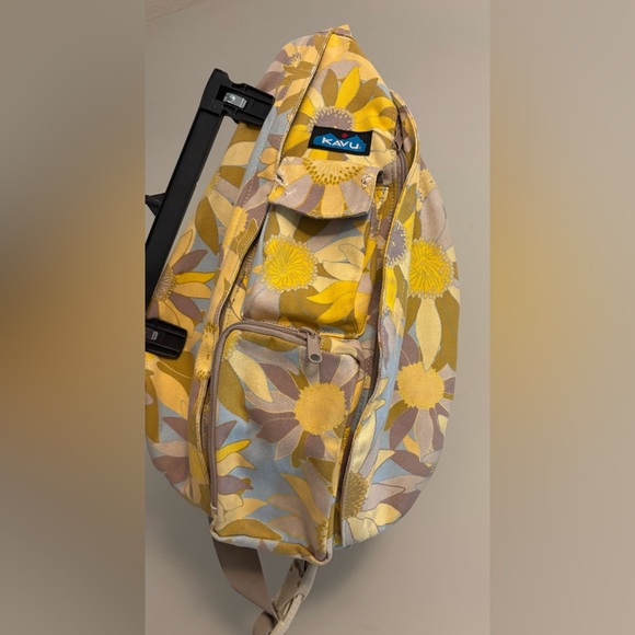 Kavu Rope Sling Bag - Picture 10 of 11